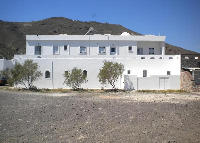 Starlight Luxury Seaside Villa & Suites
